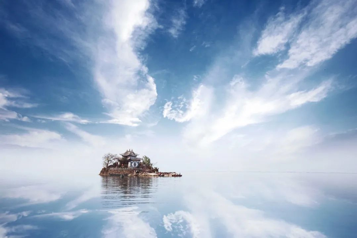 图源：视觉中国那么缘何取名“云南”呢？学术界和社会上主要存在两种看法一为“彩云之南”说二为“云岭之南”说