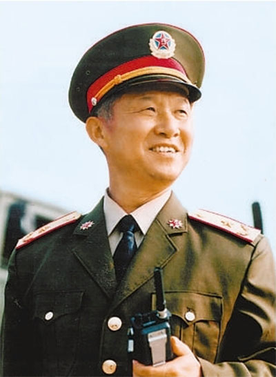 （图片来源：人民日报）