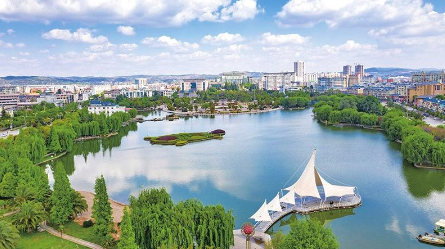 “珠源第一区”沾益 供图