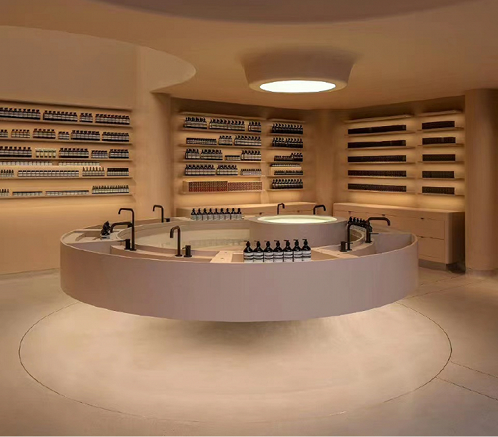 Aesop伊索上海新天地店，图源来自Aesop伊索官方微博