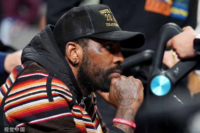 欧文能否与东契奇兼容成为独行侠的核心问题。