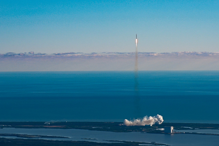 在空中看Space X的火箭发射。/受访者供图