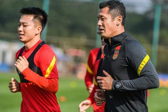 3-1收官!中国男足踢疯了,国产C罗10场7球,进亚洲杯4强有戏