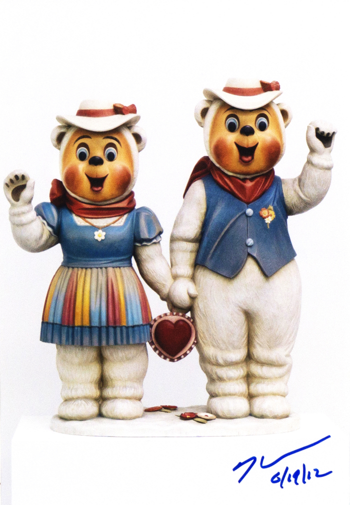 《冬天的熊》 彩色相纸 2012年