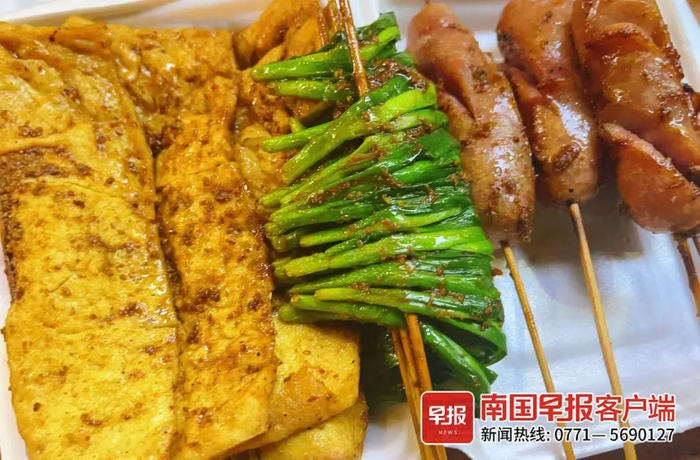 ▲广西烧烤。南国早报全媒体编辑 刘颖供图