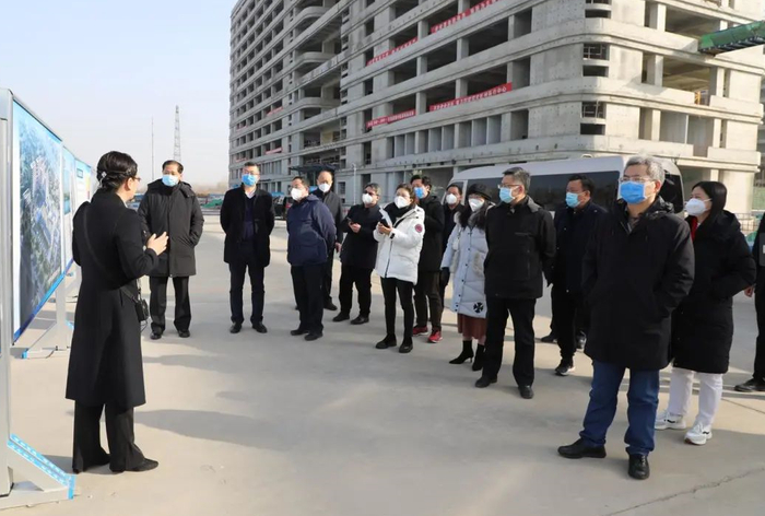 今年1月，中国中医科学院西苑医院专家团队深入西苑医院济宁医院新院区调研指导工作。受访者供图
