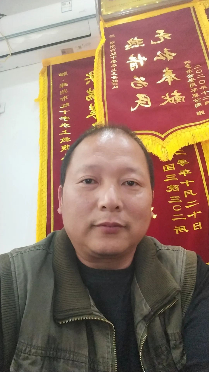 我潜入了“约死群”,聊天内容震碎三观|情绪_新浪新闻