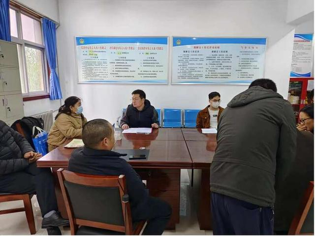 居民协商场景。受访者供图