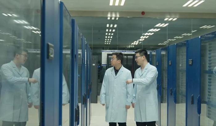 图为天河一号机房