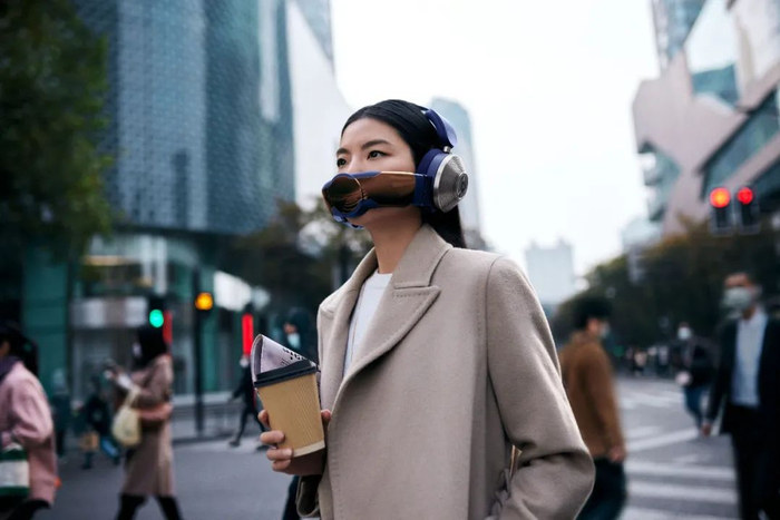 “耳机是年轻人的输氧机”