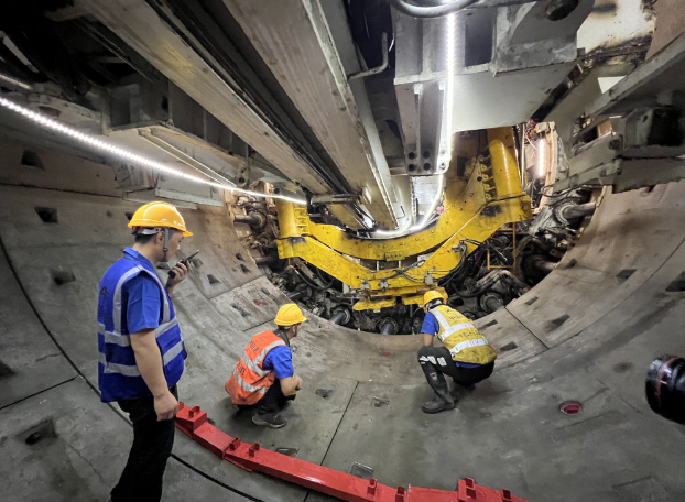 重庆轨道交通24号线一期建设现场 邹乐 摄