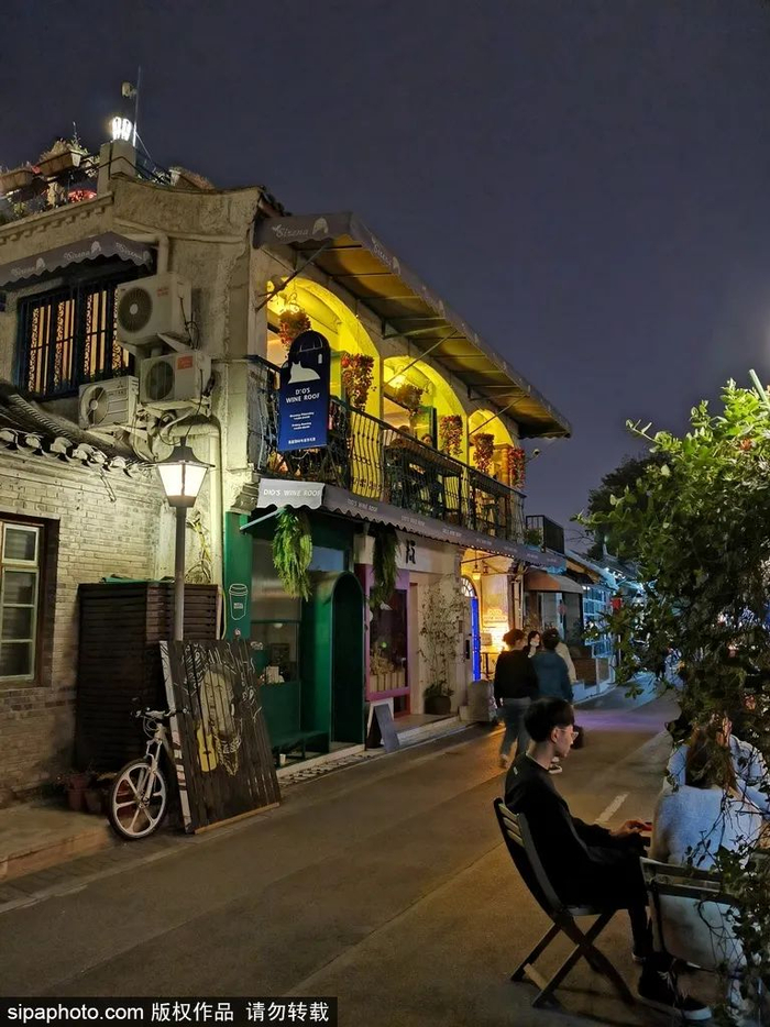 ▲夜晚的五道营胡同