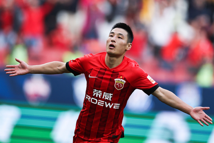 武磊绝杀，帮助海港笑纳3分。  图/新华社