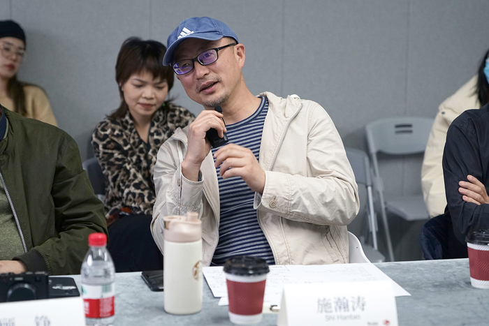 独立艺术评论人施瀚涛发言