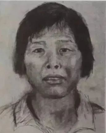 “梅姨”此前画像