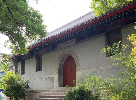 此次修缮前宏恩观山门（图片来源：京诚集团）