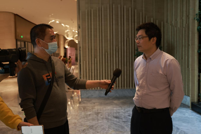 福建宏华集团有限公司副总经理 李毅强