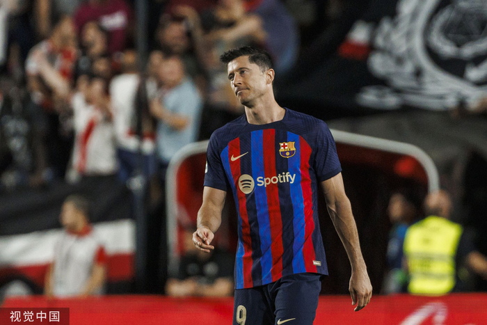 巴萨1-2不敌巴列卡诺。