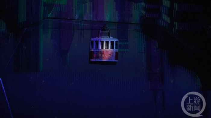 △长江索道也被搬到了舞台上