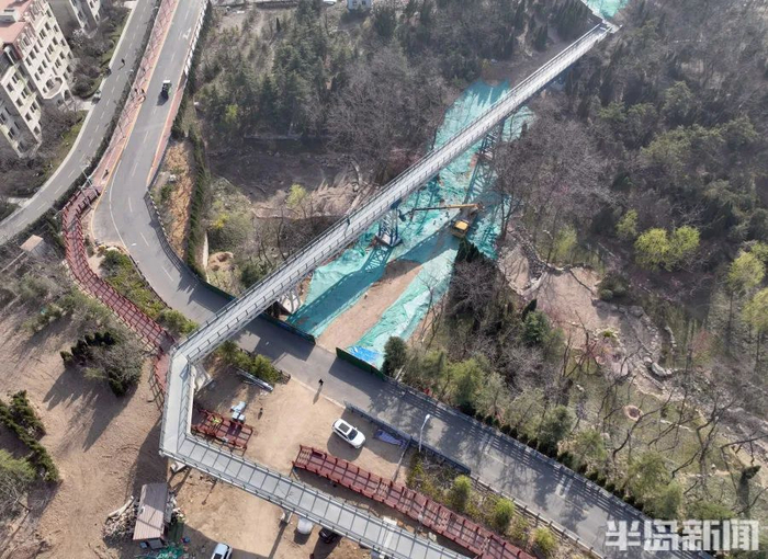 凤栖谷新建一座长110米的天桥