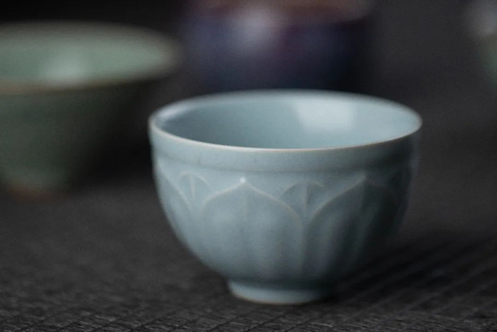 汝瓷刻花盏