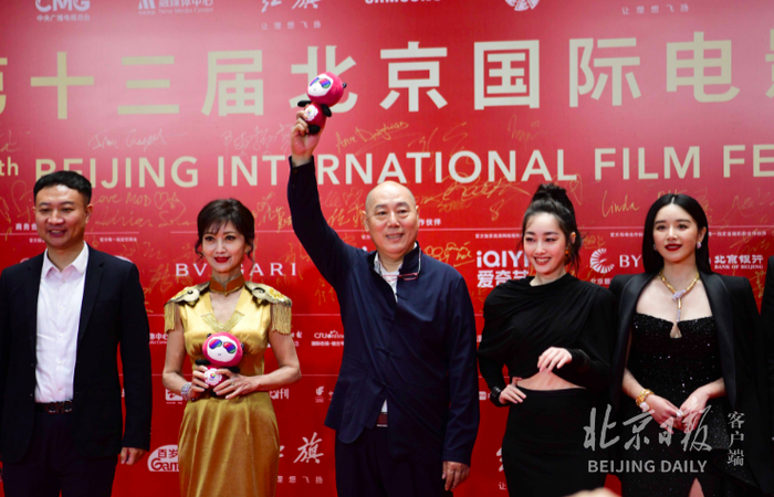 赵雅芝，李诚儒等