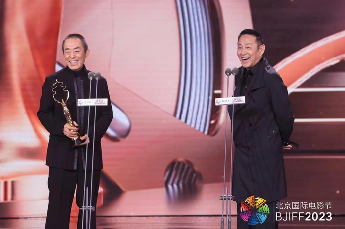 本届北影节还授予张艺谋导演终身成就奖。  主办方供图