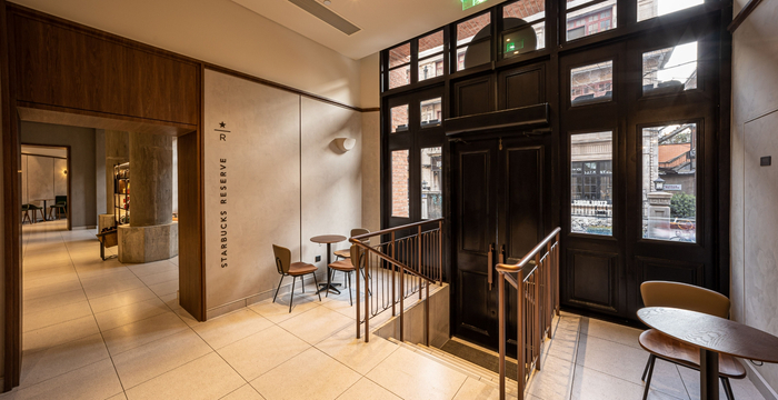 巴公房子店保留了复古感。  受访者供图