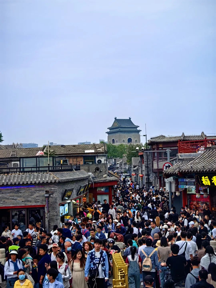 5月1日，北京什刹海。