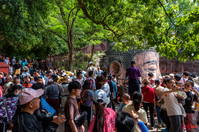 乐山大佛景区 摄影 严理