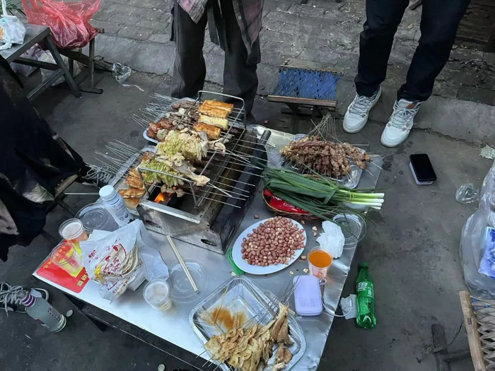 淄博烧烤桌