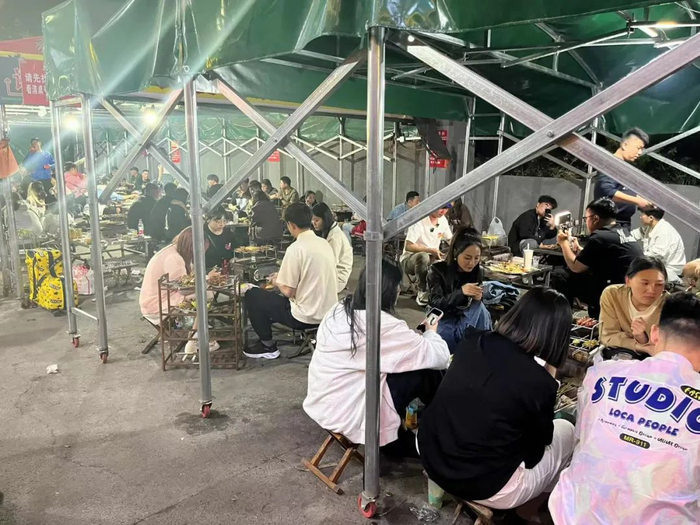烧烤大棚