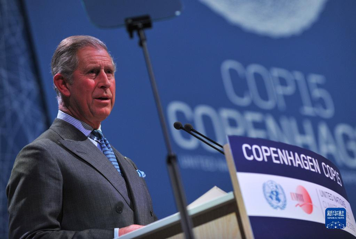 ▲当地时间2009年12月15日，查尔斯在丹麦首都哥本哈根举行的联合国气候变化大会高层会议开幕式上致辞。图/新华社