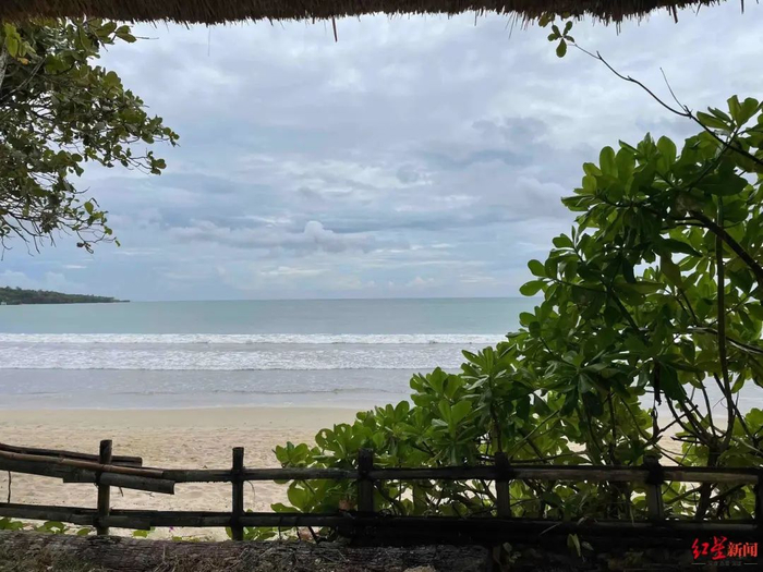 酒店边的海滩 受访者T先生供图