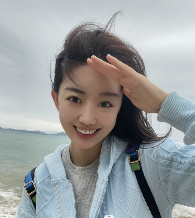 现在的昕瞳（受访者供图）