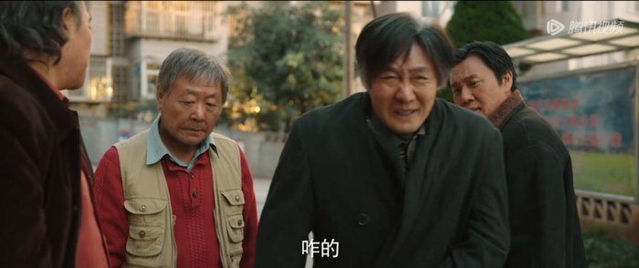 邢三被发现是尿毒症的那一幕，也引人无限唏嘘。