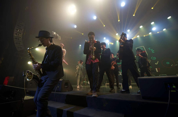 哩啦噜恐龙SKA大乐团演奏现场。  主办方供图