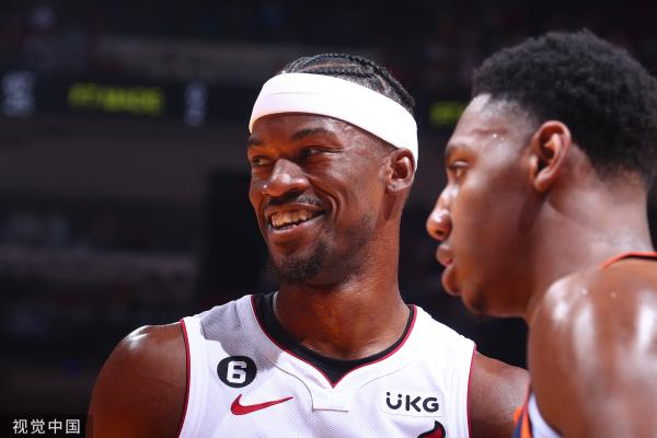 巴特勒复出帮助热火获胜。