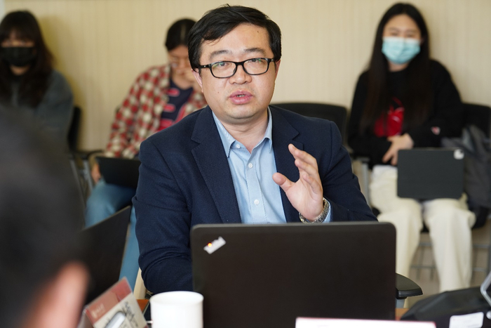 程苏东   北京大学中文系长聘副教授