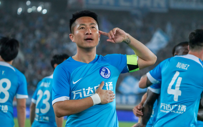 新赛季中超首轮，闫相闯上演梅开二度。  图/IC photo