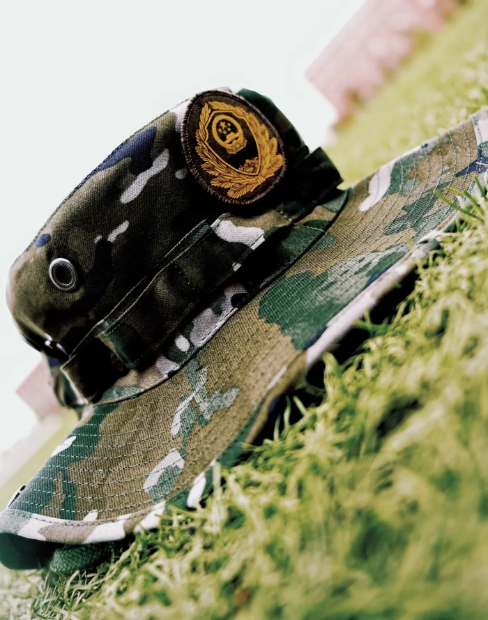 多图|部队配发的新军帽亮相|武警_新浪新闻