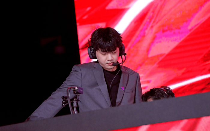 李托（ID：奶茶）目前在成都AG超玩会任职。  图/成都AG超玩会微博