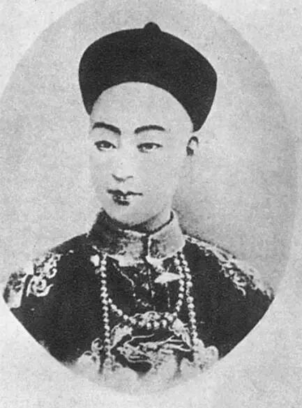“丁汝昌投降图”是对历史的亵渎|李鸿章|北洋舰队|清廷|威海市|日本_新浪新闻