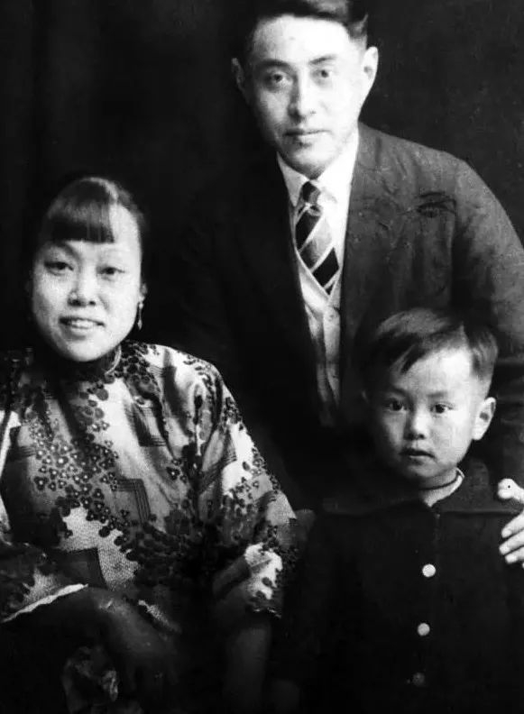 101岁的杨振宁,和他的3个儿女|科学家|杨武之|华罗庚|物理|儿子_新浪新闻