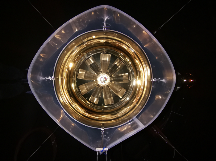 20英寸光电倍增管。中科院高能所供图