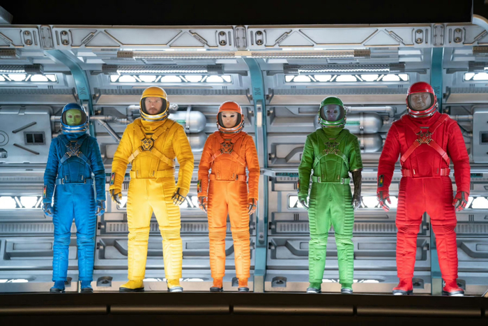 这个场景，致敬了库布里克的《2001太空漫游》。（图/《银河护卫队》）