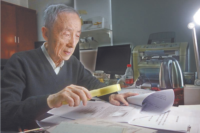 中国工程院院士毛二可 张航 摄