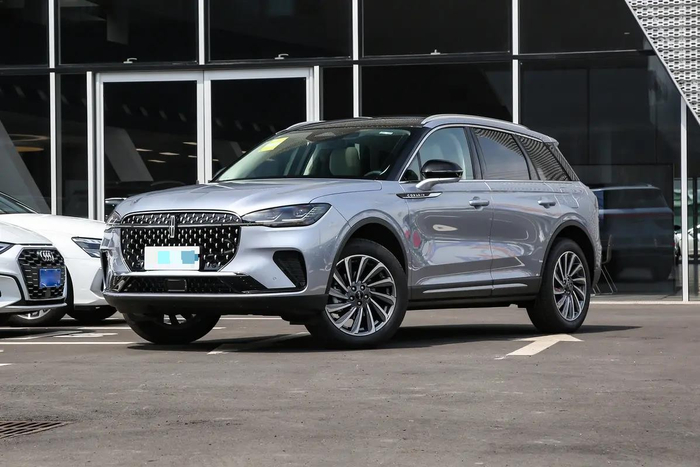 全新林肯冒险家外观速览