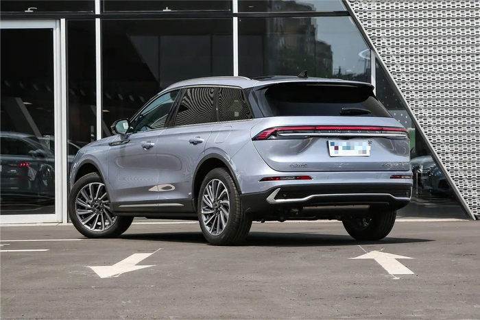 全新林肯冒险家外观速览