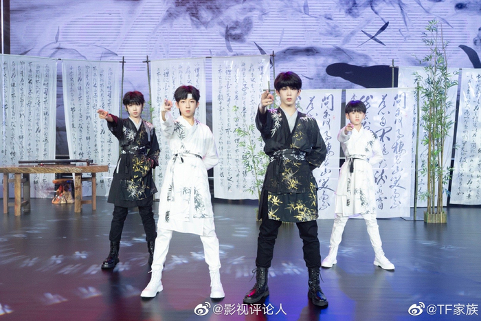 TF家族四代舞台ending照公开!